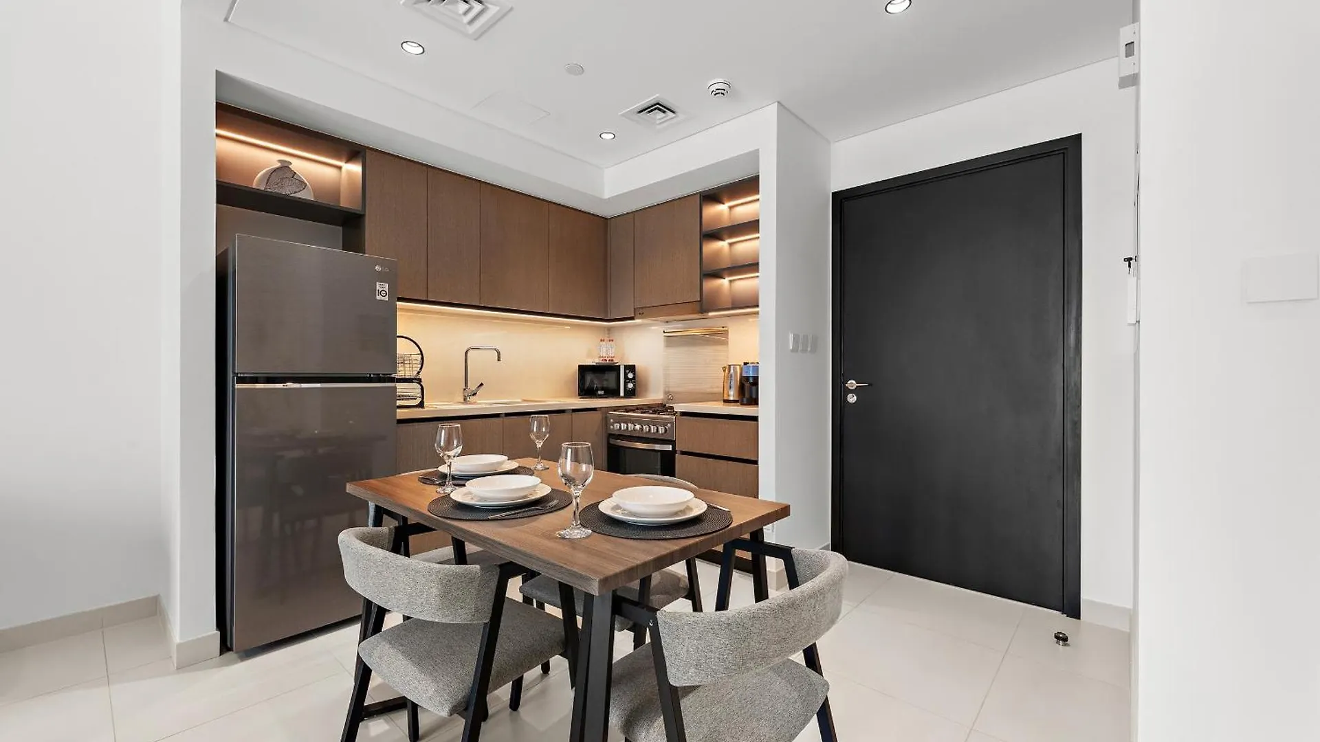 Stayis - Luxurious 1 Bedroom Burj Khalifa View Dubai